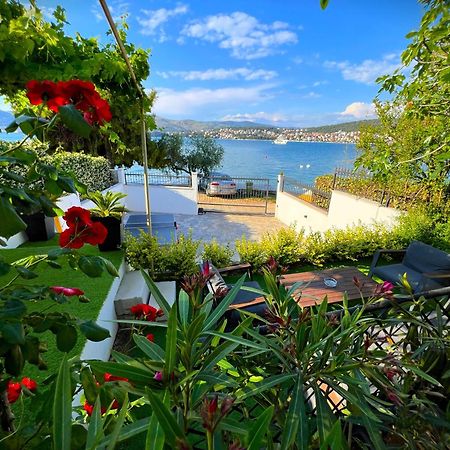Beach Holiday Home With Private Jacuzzi & Parking Trogir Luaran gambar