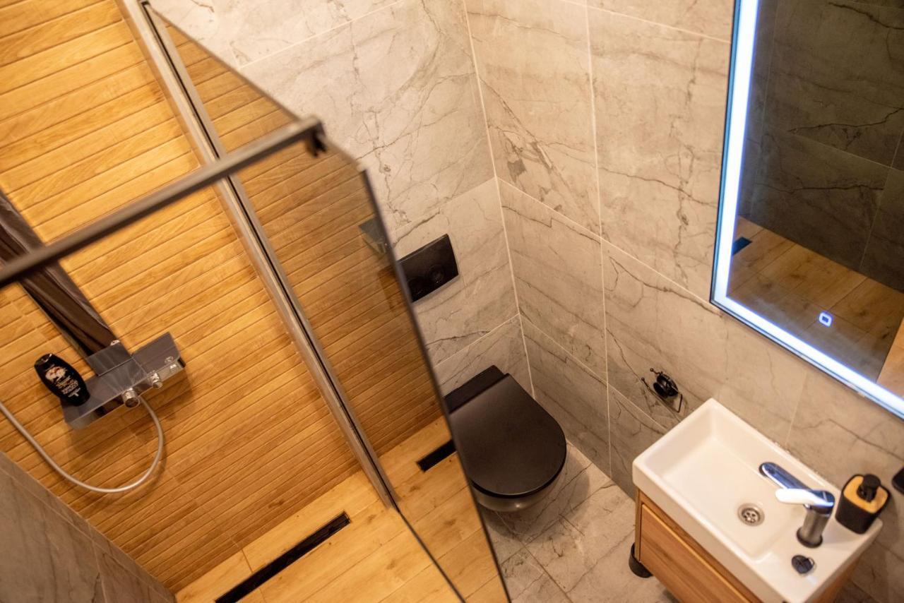 Beach Holiday Home With Private Jacuzzi & Parking Trogir Luaran gambar