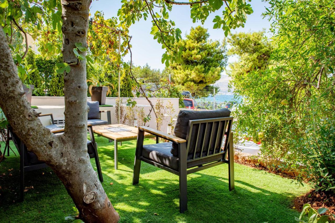 Beach Holiday Home With Private Jacuzzi & Parking Trogir Luaran gambar